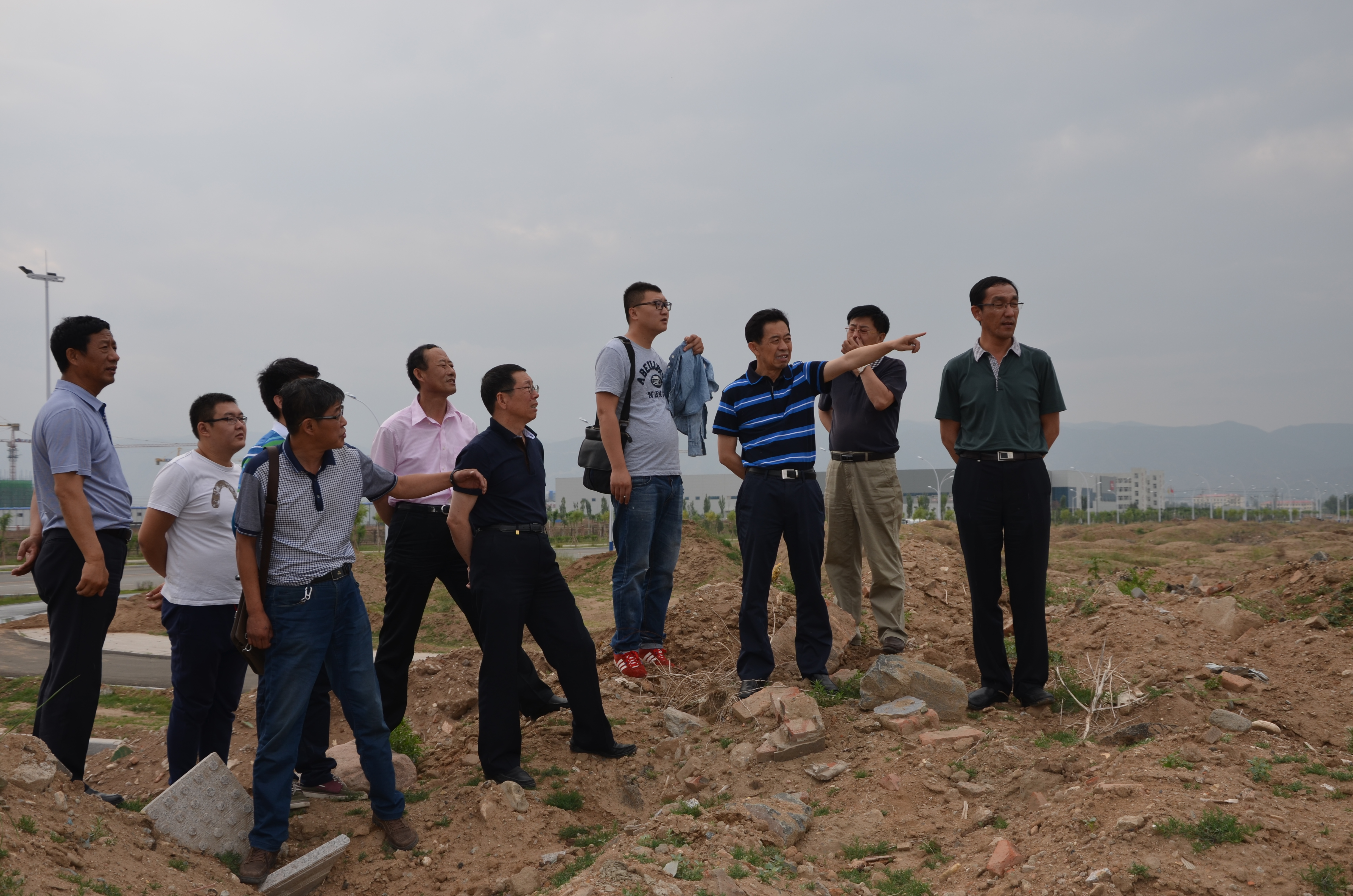 研究如何打通“斷頭路?！?jpg